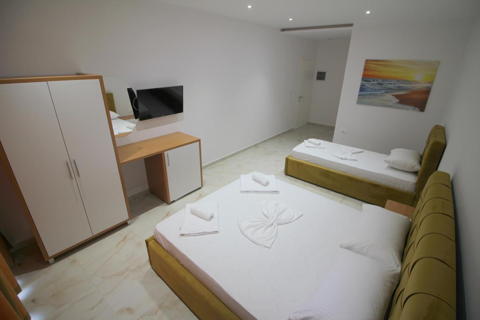 Moonshine Hotel Ksamil Eksteriør billede